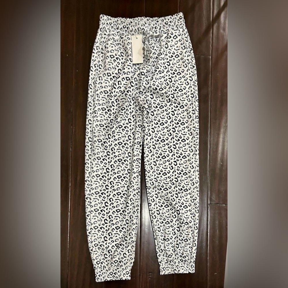NW Leopard Print Pants BELINDA / SIZE L